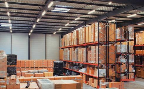 Logistique : comment déshumidifier les lieux de stockage ? (cave professionnelle, entrepôt)